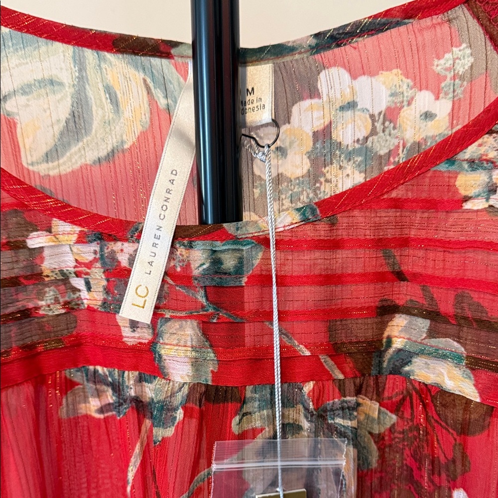 LC Lauren Conrad Red Floral Blouse - Picture 2 of 4